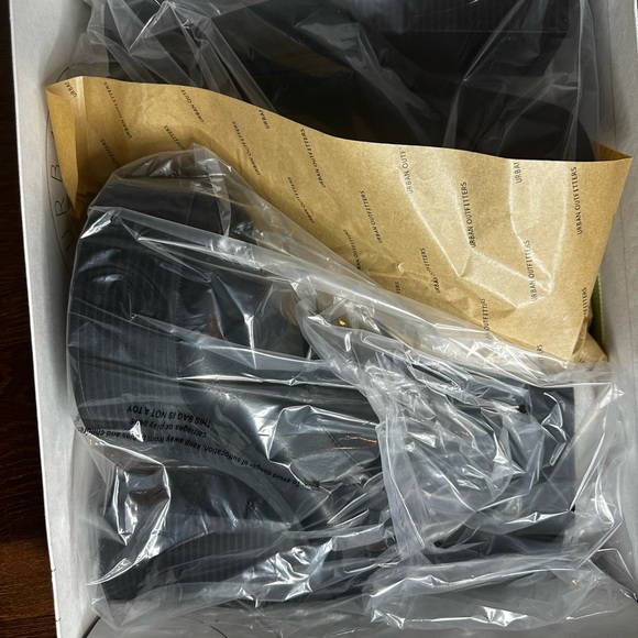 Urban Outfitters Platform Chunky black boot women’s sz 8 - Picture 3 of 5